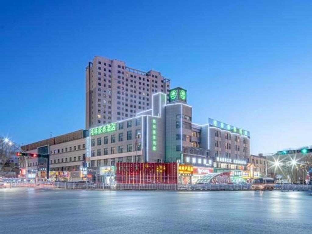 Greentree Inn Geermu Walking Street Business Hotel Golmud Exteriör bild