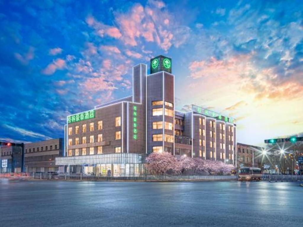 Greentree Inn Geermu Walking Street Business Hotel Golmud Exteriör bild