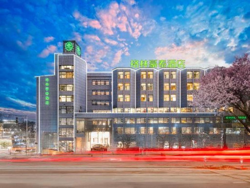 Greentree Inn Geermu Walking Street Business Hotel Golmud Exteriör bild